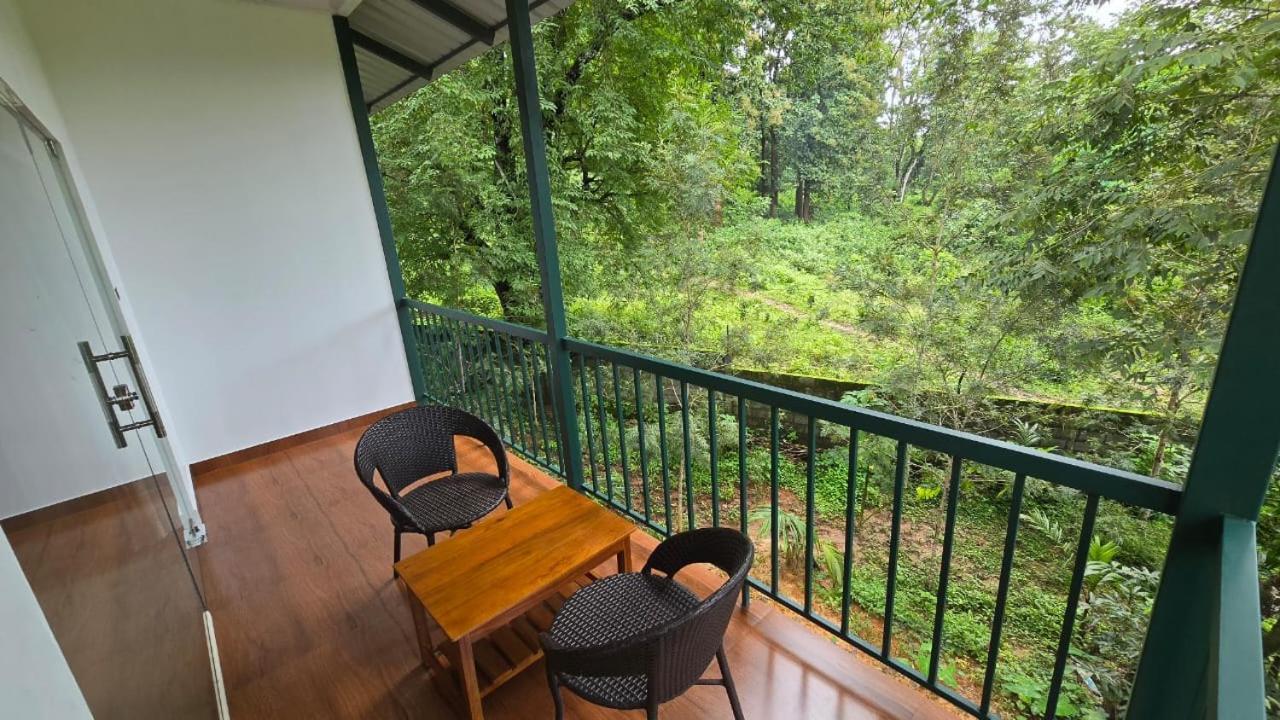 Green Aura Private Villas Sultan Bathery Exterior foto