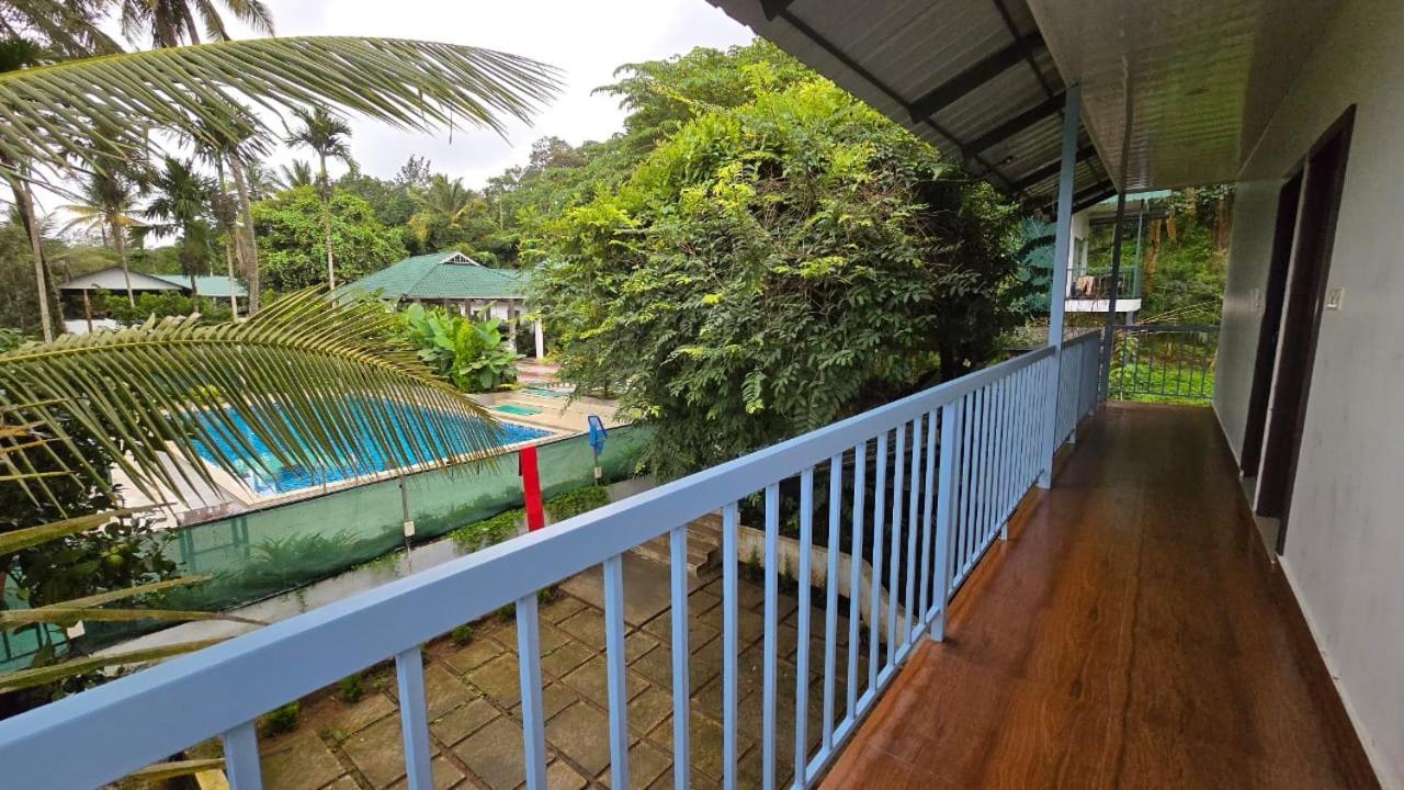 Green Aura Private Villas Sultan Bathery Exterior foto