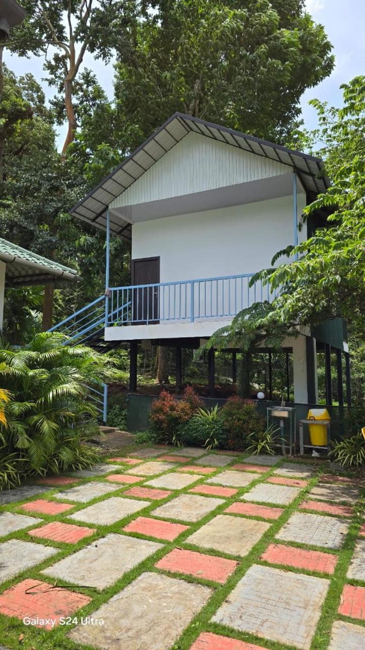 Green Aura Private Villas Sultan Bathery Exterior foto