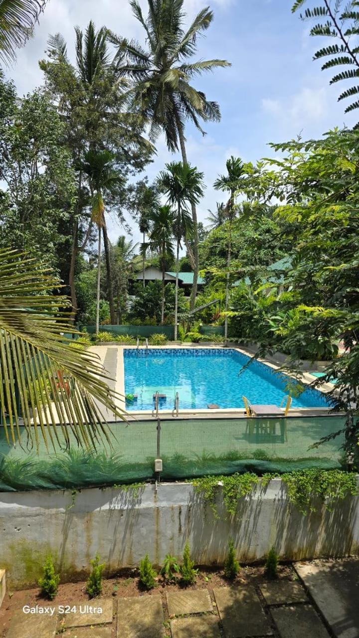 Green Aura Private Villas Sultan Bathery Exterior foto