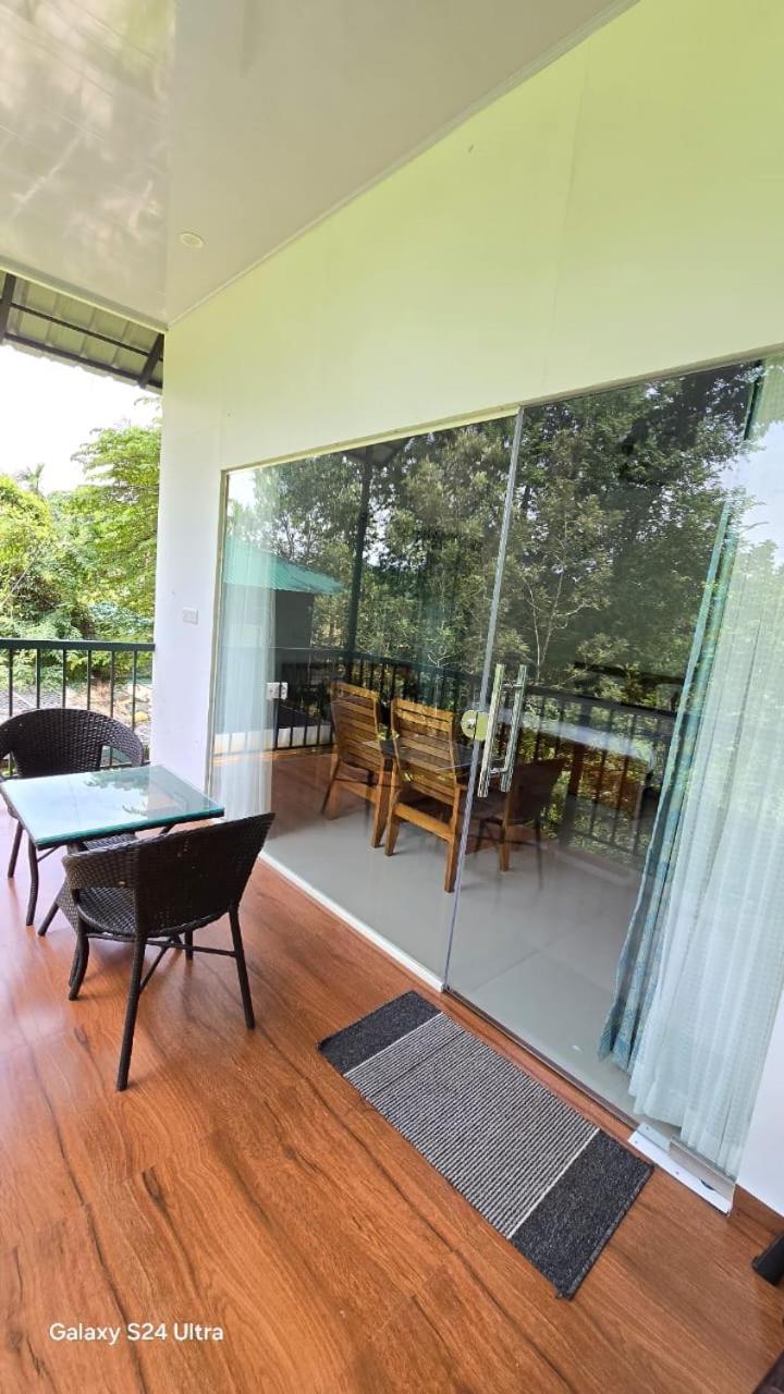 Green Aura Private Villas Sultan Bathery Exterior foto